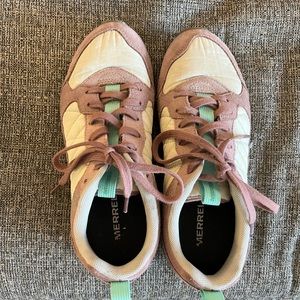 Merrel Shoes Women size 7